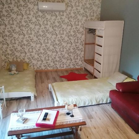 Bed and Breakfast Les Tourterelles Chabournay Zewnętrze zdjęcie