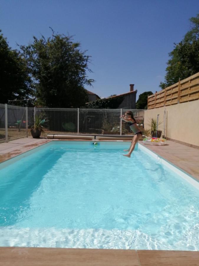 Bed and Breakfast Les Tourterelles Chabournay Zewnętrze zdjęcie