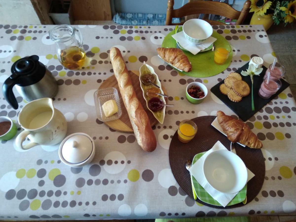 Bed and Breakfast Les Tourterelles Chabournay Zewnętrze zdjęcie